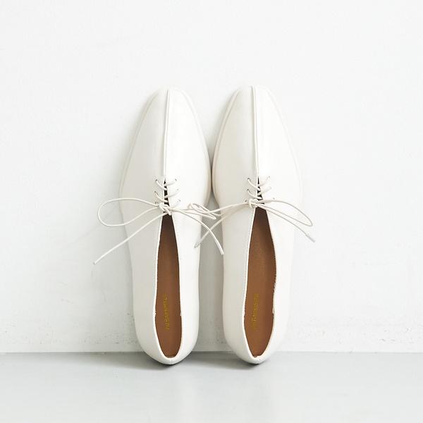 Au BANNISTER（オゥ バニスター） 【販売店舗限定】レースアップ