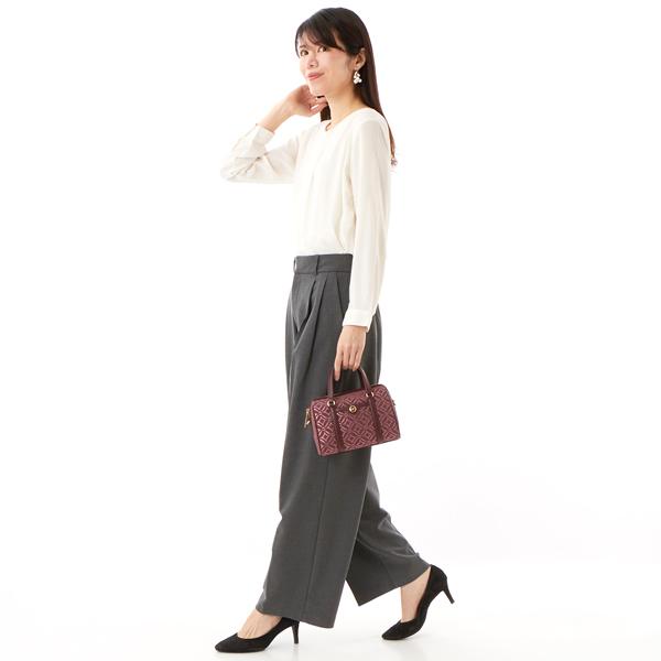 MICHAEL KORS（マイケルコース） TRAVEL メタリック ロゴジャカード