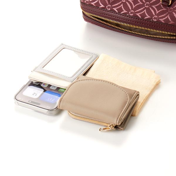 MICHAEL KORS（マイケルコース） TRAVEL メタリック ロゴジャカード