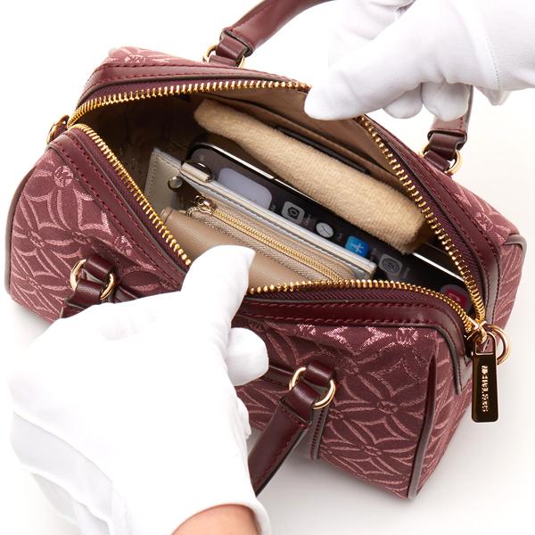 MICHAEL KORS（マイケルコース） TRAVEL メタリック ロゴジャカード