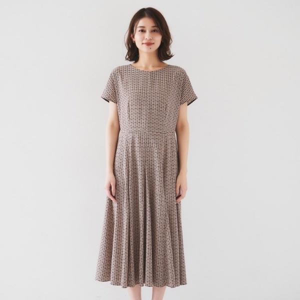 完売品✨️ UNTITLED きれいめ/洗える/夏ワンピジオメトリック柄ワンピース UNTITLED（アンタイトル） 【きれいめ洗える夏ワンピ】ジオメトリック