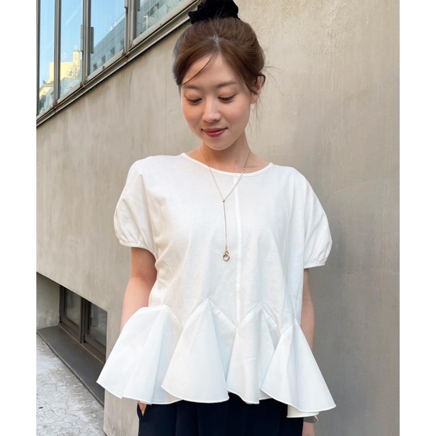 TORRAZZO DONNA フローラルシアーフレアトップスホワイト