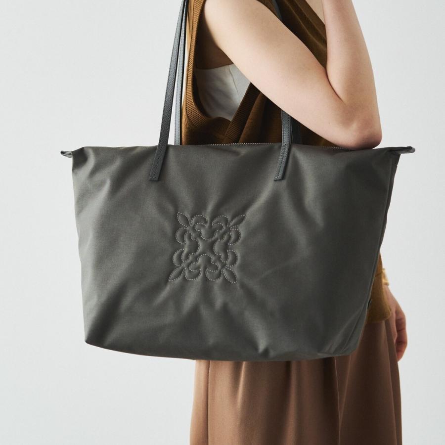 russet（ラシット） [390g/撥水性あり]ファスナー付き/コーデュラ