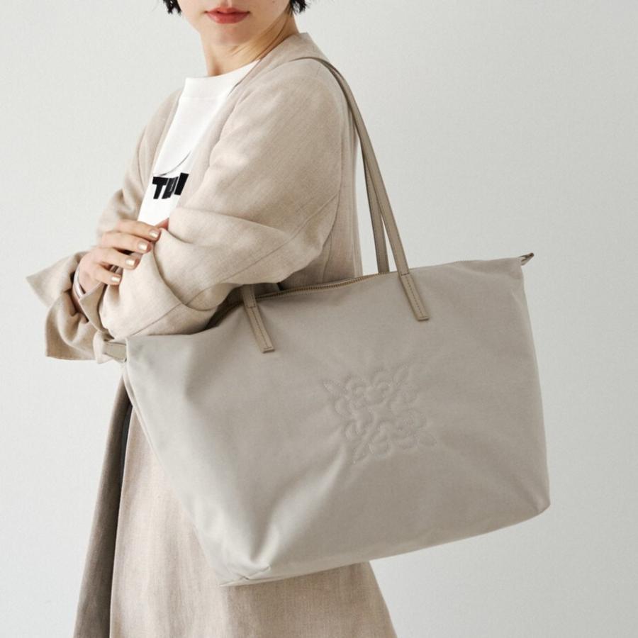 russet（ラシット） 《WEB限定》【ファスナー付き】コーデュラナイロン