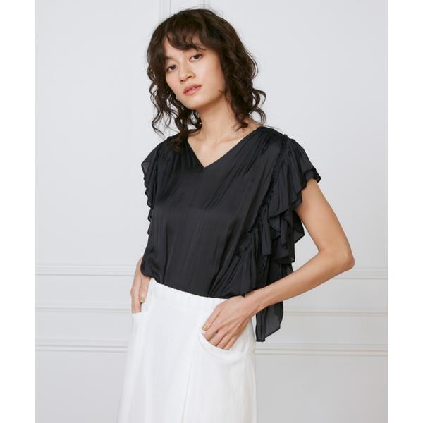 フラッタースリーブブラウス　《la veille by SUPERIOR CLOSET》