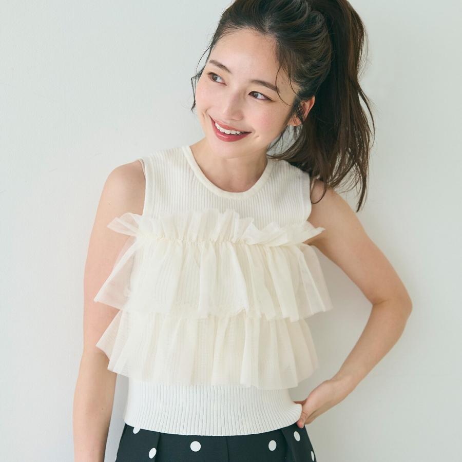 フリル付きノースリーブニット セール】 フリルつきノースリーブニット （タンクトップ