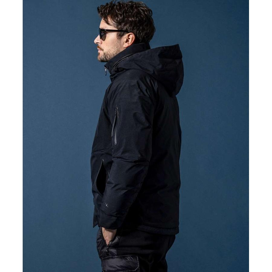 1PIU1UGUALE3 RELAX × +phenixスタンドネックダウンジャケット