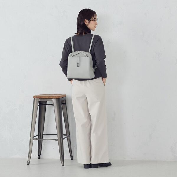 MONO COMME CA（モノコムサ） ひねり金具 2WAY トートリュック