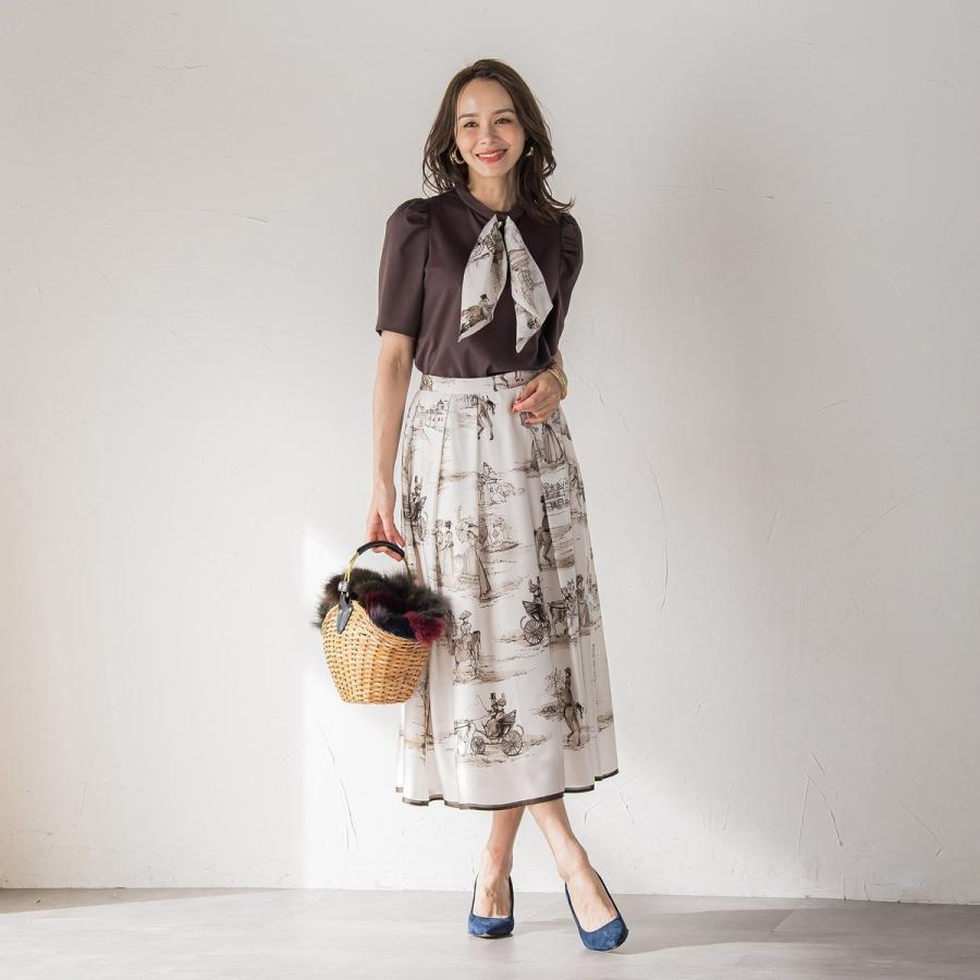 Viaggio Blu（ビアッジョブルー） LADY＆HORSEスカーフ付きカットソー