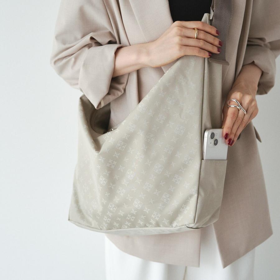 ラシット（russet）/ダブルベルトナイロンショルダーバッグL(SF−262) russet（ラシット） ダブルベルトナイロンショルダーバッグL(SF-262