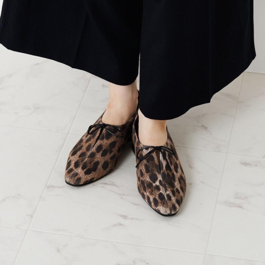 HIMIKO（HIMIKO）/サッと履けるローヒール【卑弥呼25AW】【撥水】センタースリットリボンパンプス/651312 HIMIKO サッと履けるローヒール【卑弥呼25AW】【撥水】センター