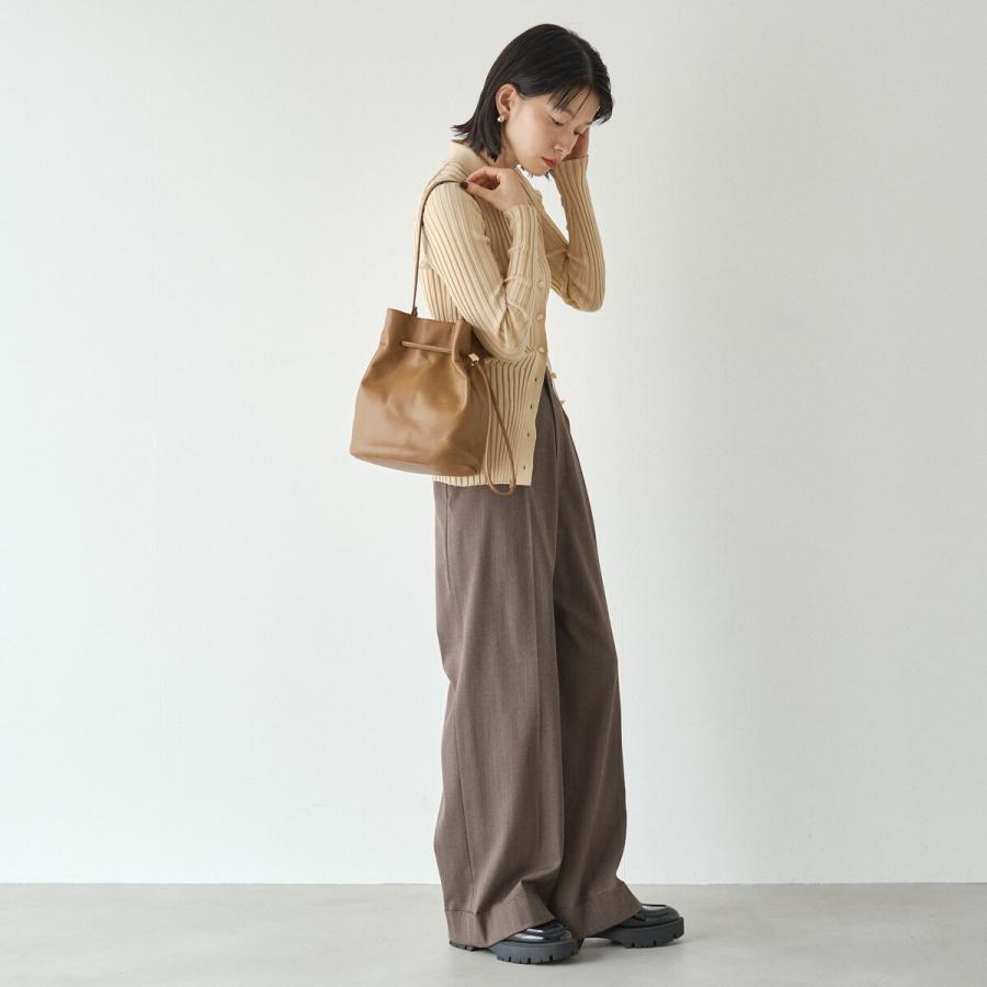 【希少】VALENTINO GARAVANI エピレザー バケットバッグ 巾着 希少】VALENTINO GARAVANI エピレザー バケットバッグ 巾着 - メルカリ