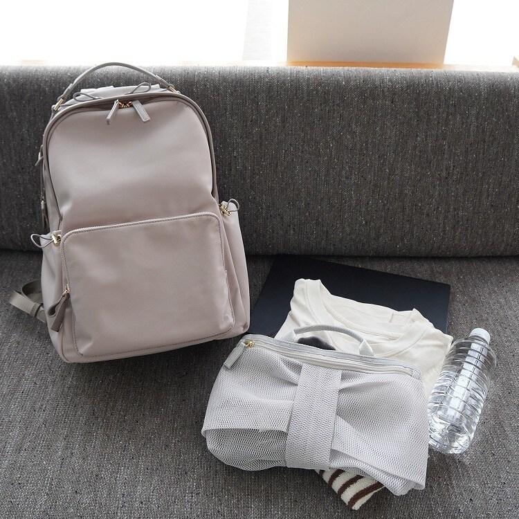 Jewelna Rose（ジュエルナローズ） リュックサック 3気室 A4収納可能