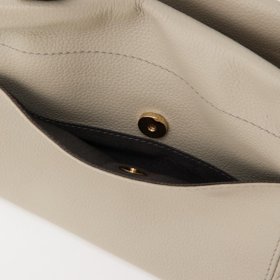 russet（ラシット） レザー横長ショルダーバッグ(CE-1628) : マルイ