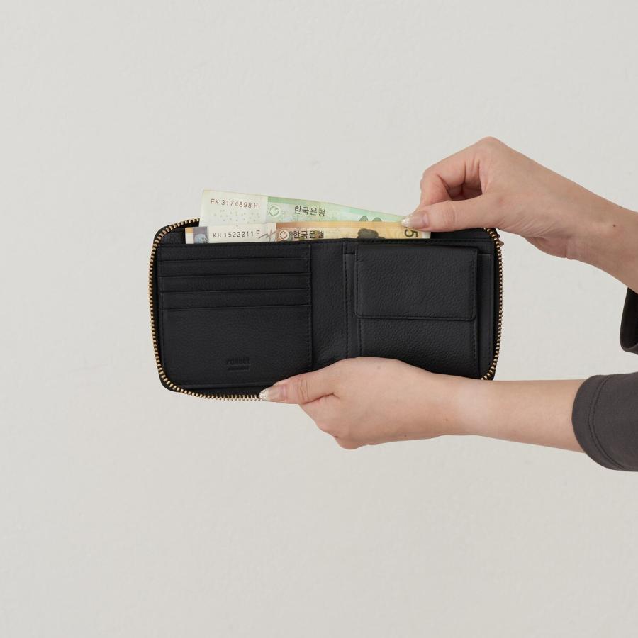 russet（ラシット） エンボスモノグラムラウンドウォレット(SO-431