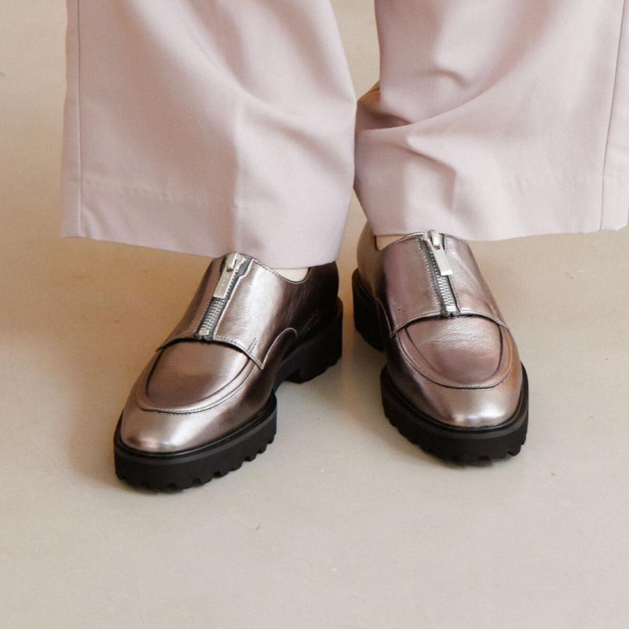 HIMIKO 適度な厚底でスタイルアップ【卑弥呼25AW】トラックソール