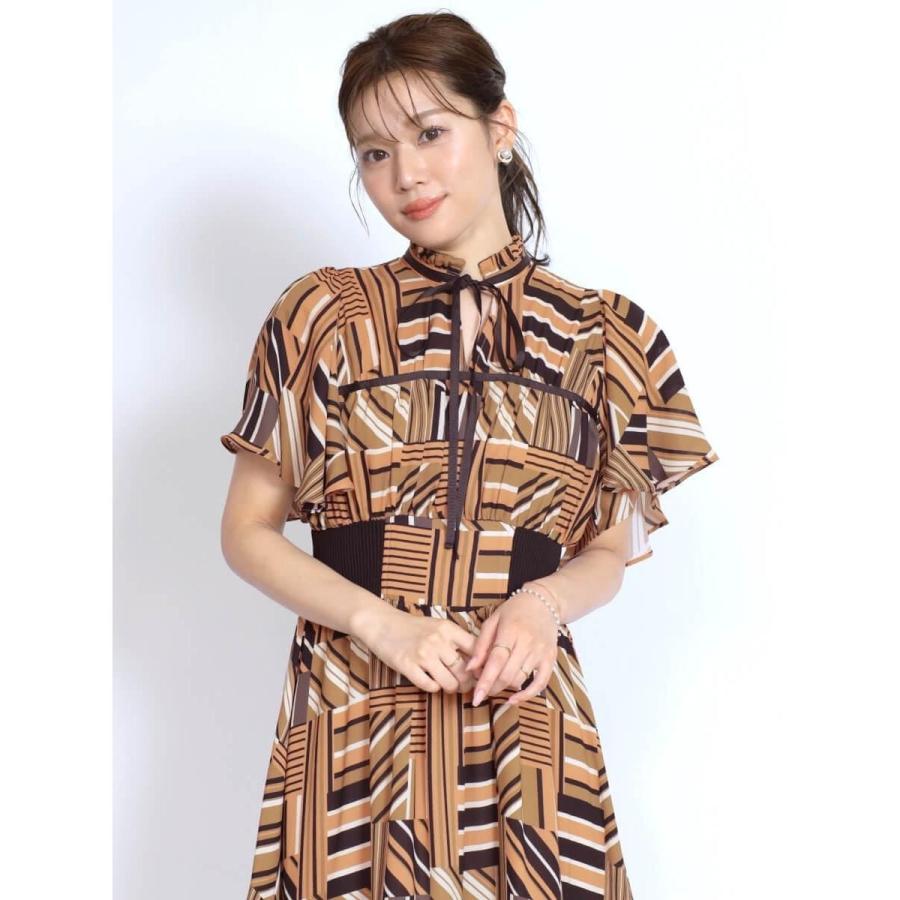 新品タグ付✨️フェンネル FENNEL レトロパターンフレアワンピース FENNEL（フェンネル） レトロパターンフレアワンピース : マルイ(丸井