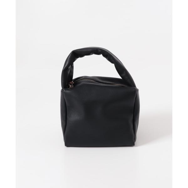 【美品】AULENTTI　puff cube bag AULENTTI puff cube bag【公式通販】