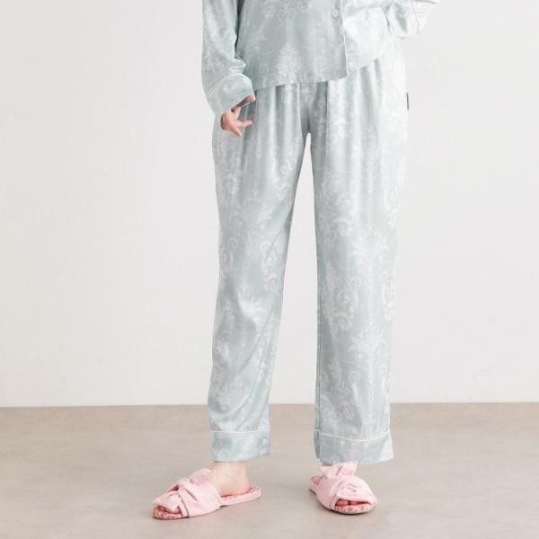 LAURA ASHLEY（ローラアシュレイ） 【人気デザイン！上下セット収納袋