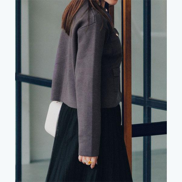 ur's（ユアーズ） 【星玲奈さんコラボアイテム】ゴールド釦ニット