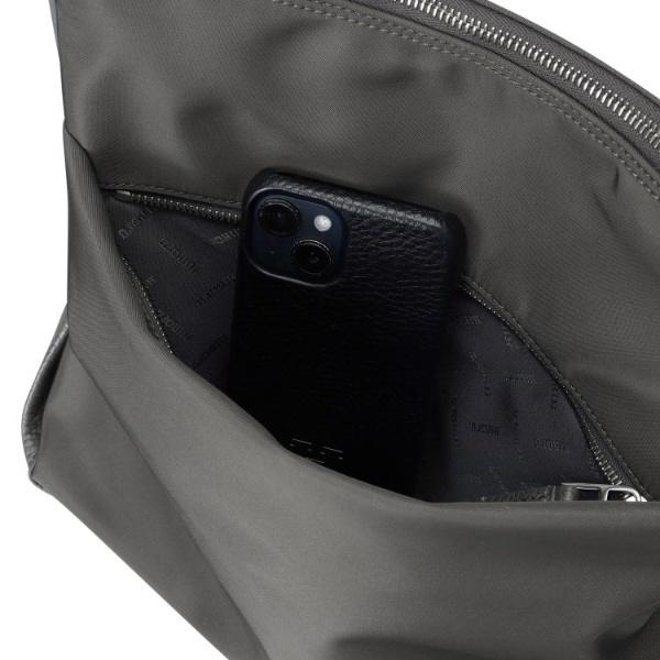 【リベロ】ナイロン ショルダーバッグ M（商品番号：P25-39508）の画像