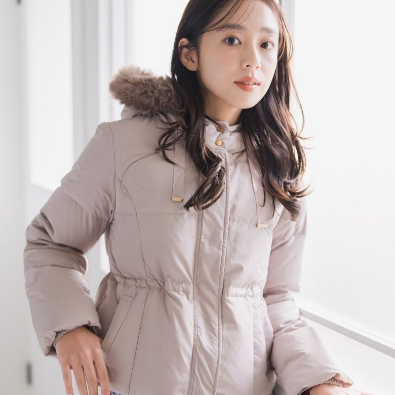 ミッシュマッシュ（MISCH MASCH）/上品リボンと調整ウエストで着映える万能アウター。025秋冬新作 グログランリボンフードショートダウン MISCH MASCH（ミッシュマッシュ） 上品リボンと調整ウエストで着映える