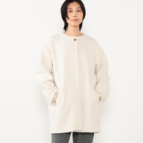 【新品】マルティニーク　ノーカラー　ショートコート　コクーンシルエット　ホワイト martinique（マルティニーク）の「martinique/メルトンコクーンコート