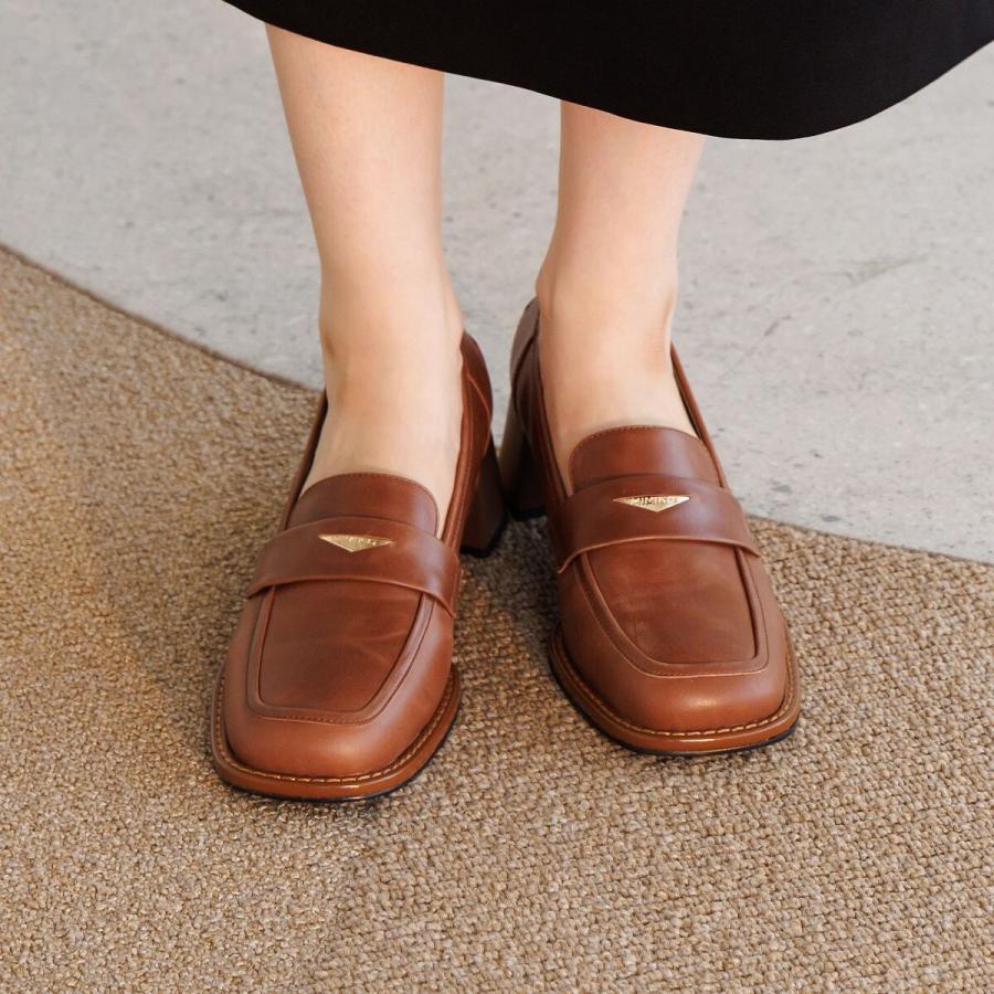 HIMIKO 適度なヒールが嬉しい【卑弥呼25AW】メタルポイントヒール