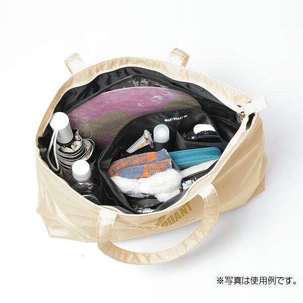 MARY QUANT（マリークヮント） ゴールドロゴプリント舟型 トート