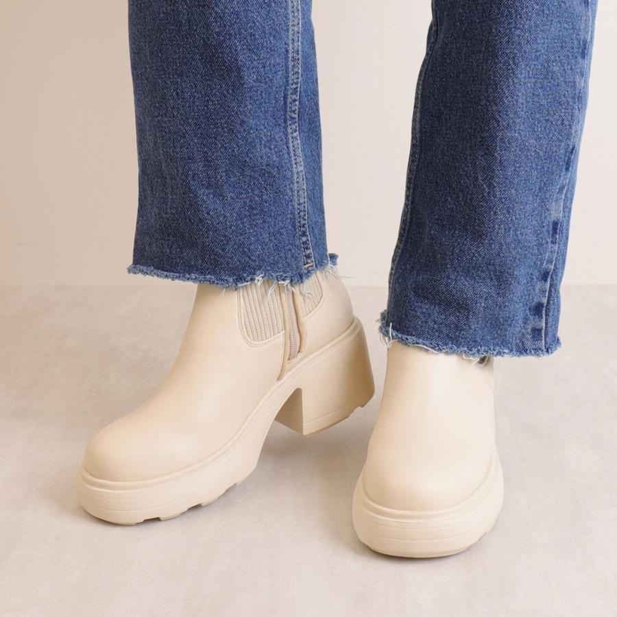 artemis by DIANA（アルテミス by ダイアナ） ニットコンビ厚底ブーツ