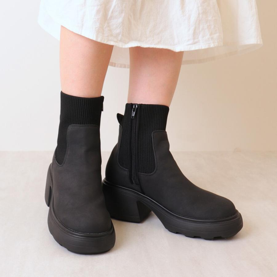 artemis by DIANA（アルテミス by ダイアナ） ニットコンビ厚底ブーツ