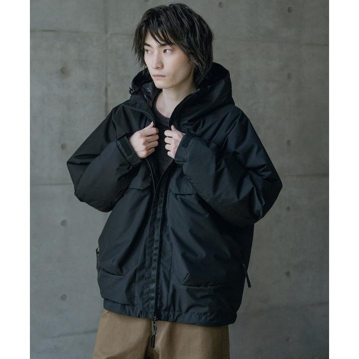 TravisMathew ブラック ダウンジャケット RATTLE TRAP（ラトルトラップ） 【+phenix / プラスフェニックス別注