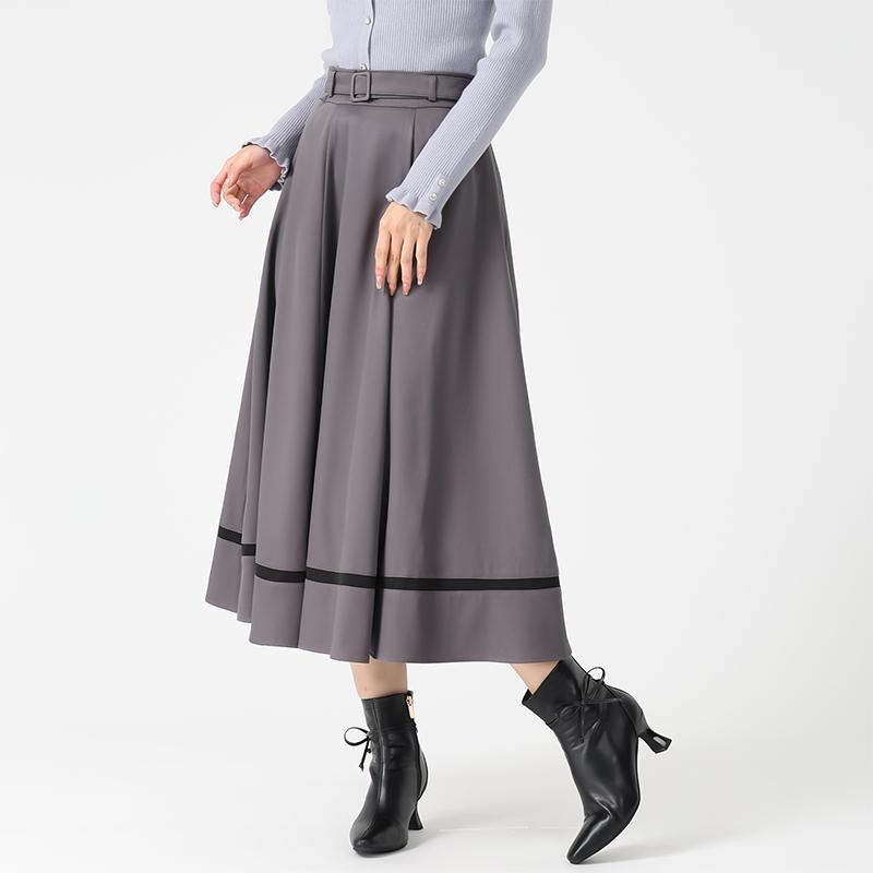 お値下げしました！ ♡美品♡アドミラル2025年秋冬 新作　Mサイズ MISCH MASCH（ミッシュマッシュ） 2025秋冬新作 裾配色フレアスカート