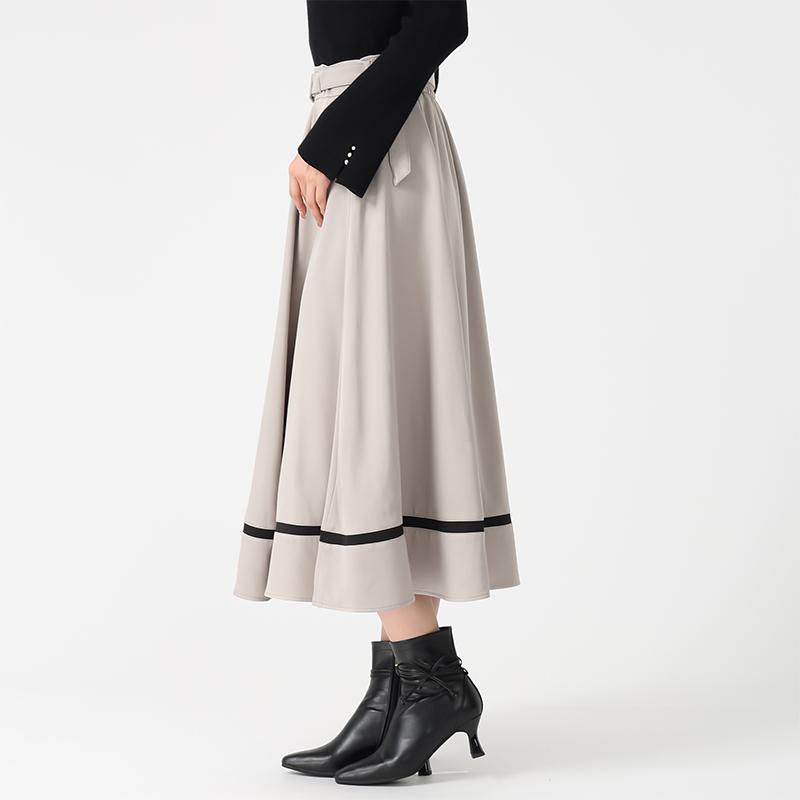 and per se グレー フレアスカート　2025新作 MISCH MASCH（ミッシュマッシュ） 2025秋冬新作 裾配色フレアスカート