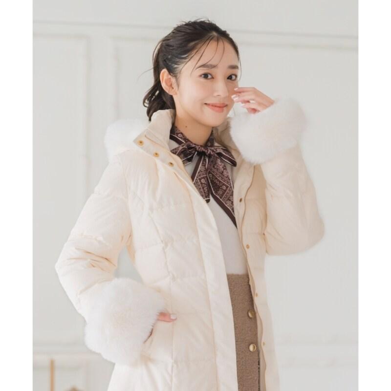 MISCH MASCH ファー付ロングコート 白　ホワイト　ノーカラー　フード MISCH MASCH ファー付ロングコート 白 ホワイト ノーカラー フード