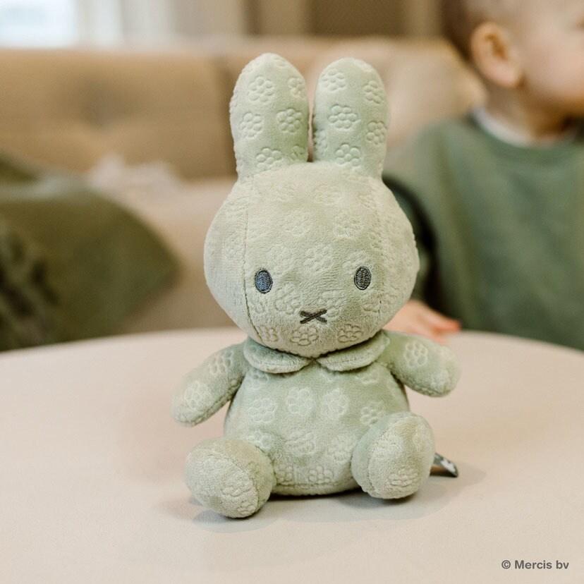 DADWAY（ダッドウェイ） 【miffy ミッフィー】miffy Flower ぬいぐるみ