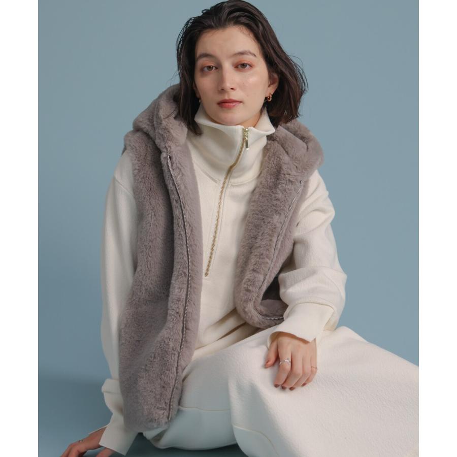 ROSE BUD フード付きグレーのファーベスト 1回のみ使用】ROSE BUD ファーベスト グレー FREE リアルファー - メルカリ