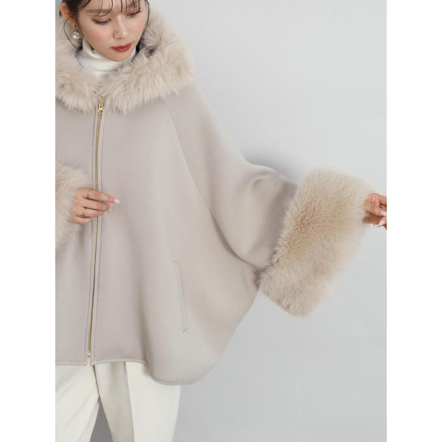 【新品未使用】ヤマダヤ フェンネル ファー付 フード ポンチョ 新品未使用】ヤマダヤ フェンネル ファー付 フード ポンチョ