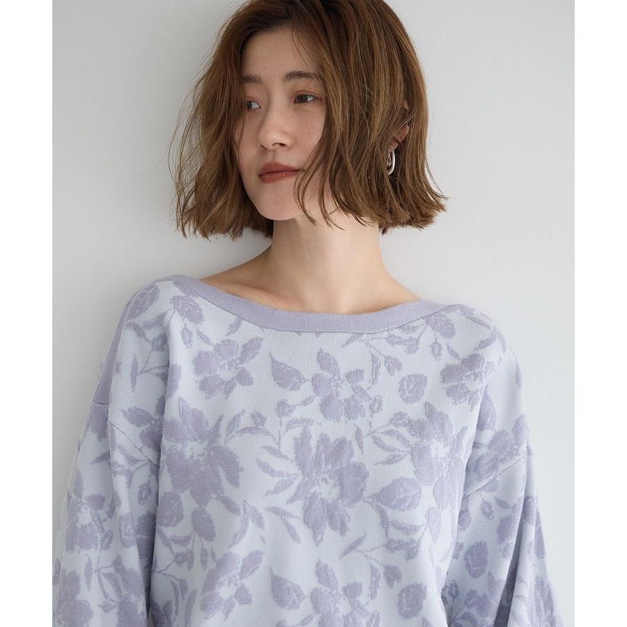 YECCA VECCA（イェッカヴェッカ） フラワー柄ふくれジャガードニット