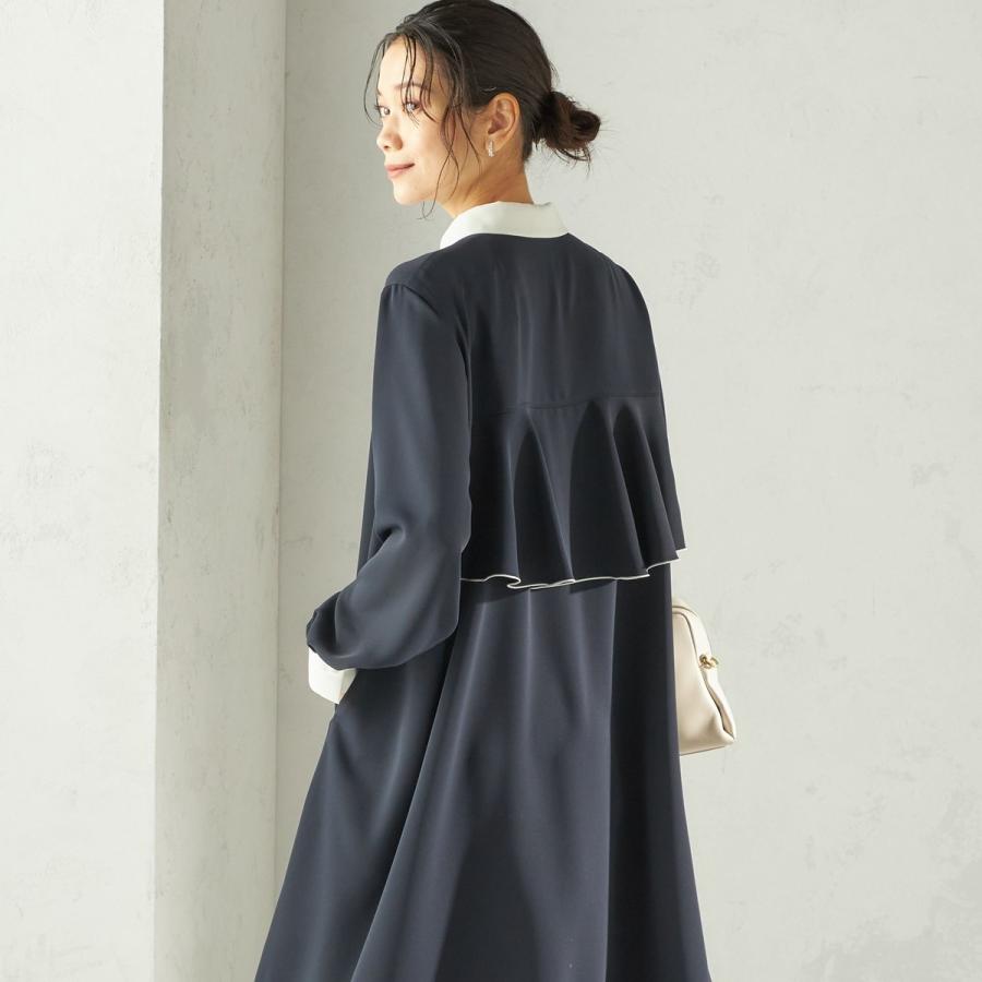〈洗濯機可能〉ライト ダブルクロス バックフリル Aライン ワンピース（セレモニー対応可）の画像