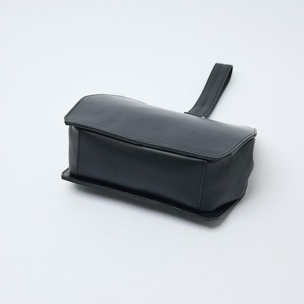 【UNISEX】POLYGON ONE HAND BAG / ポリゴン ワンハンの画像