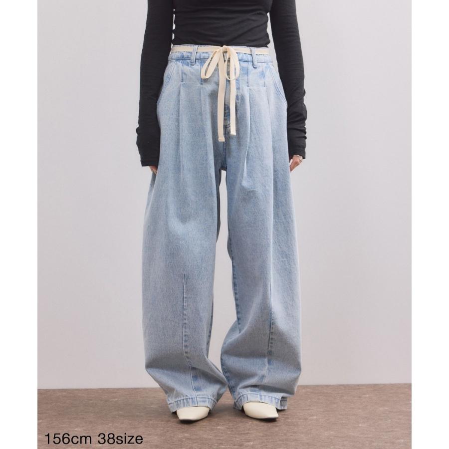 ADAM ET ROPE'（アダムエロペ） 【WEB限定】2タックカーブデニムパンツ