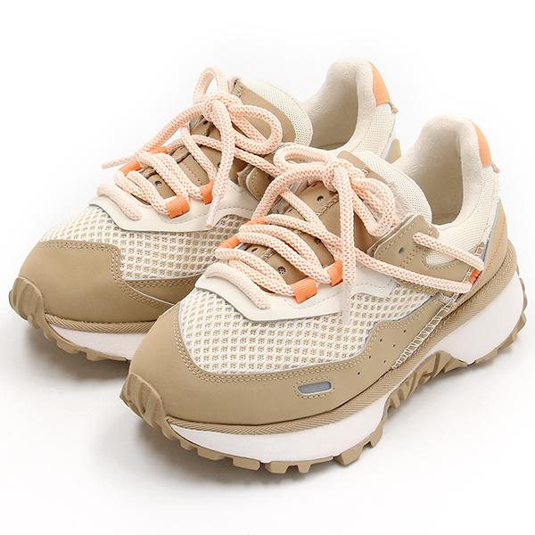 UGG/アグ/RETROFI LOW SPRINGの画像