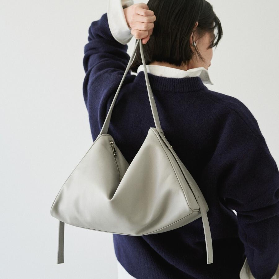 トライアングルショルダーバッグ(CE-1675)の画像