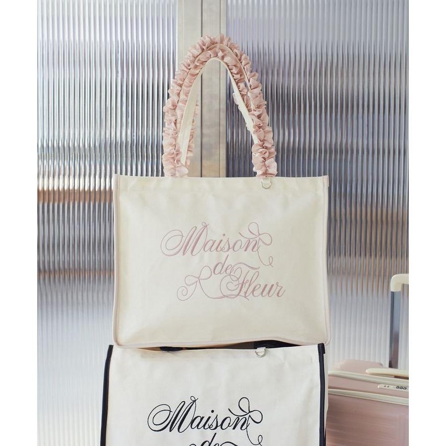 Maison de FLEUR（メゾンドフルール） ロゴ刺繍フリルハンドル帆布