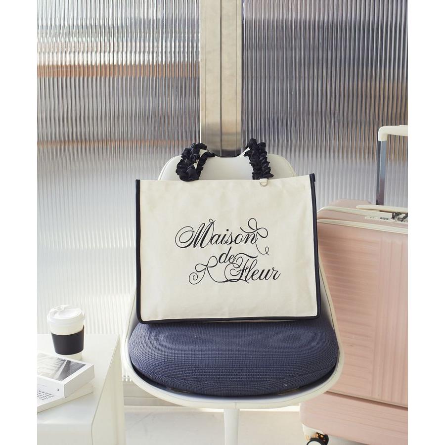 Maison de FLEUR（メゾンドフルール） ロゴ刺繍フリルハンドル帆布
