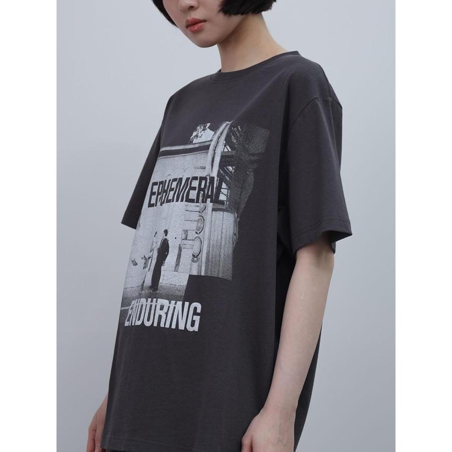 LASUD（ラシュッド） モノクログラフィックTシャツ : マルイ(丸井
