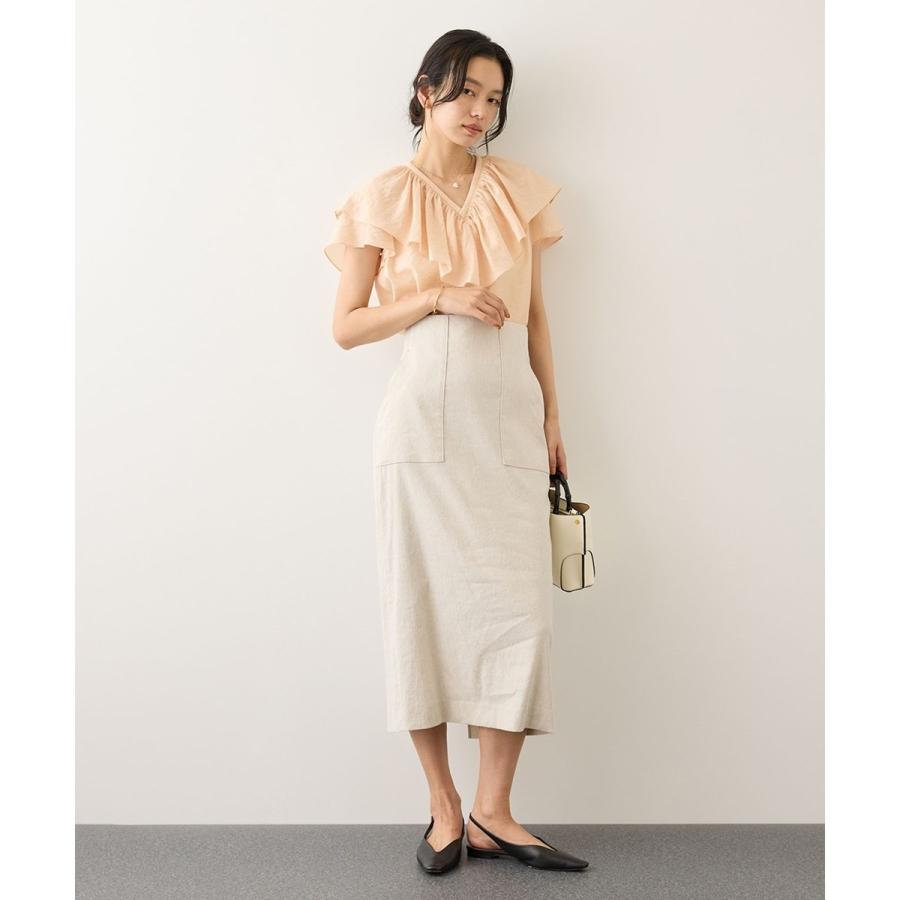 ROPE'（ロペ） 【WEB限定カラー】Vネックフリルブラウス(無地・ピン