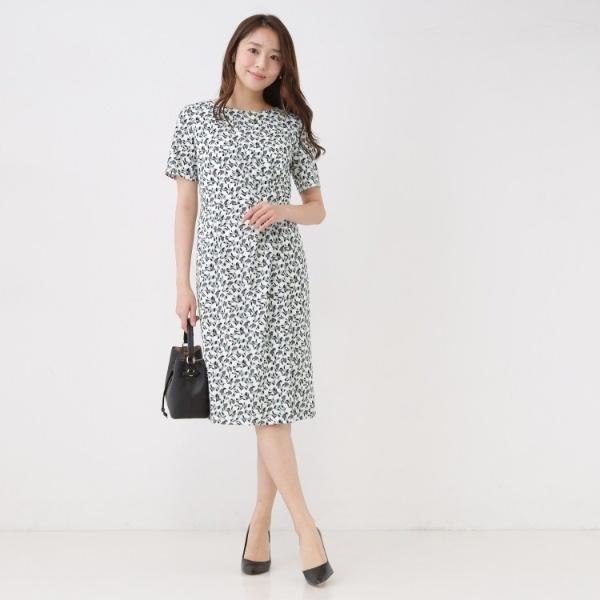 【手洗い可／日本製】タック入タイトワンピースの画像