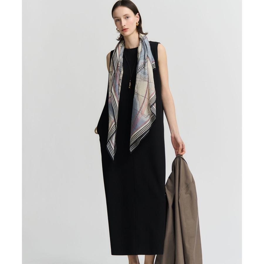 未使用★HERMES★ダブルシルクジャージー★ロゴ★ワンピース 23区（ニジュウサンク） ダブルフェイスジャージー Iラインワンピース